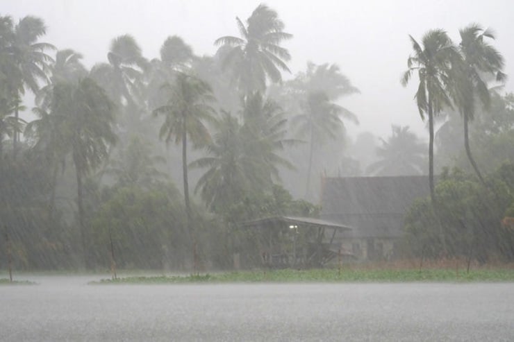 อุตุฯเตือน ฝนยังตกหนักทั่วประเทศ ภาคใต้ฝั่งตะวันตกระวังน้ำป่า
