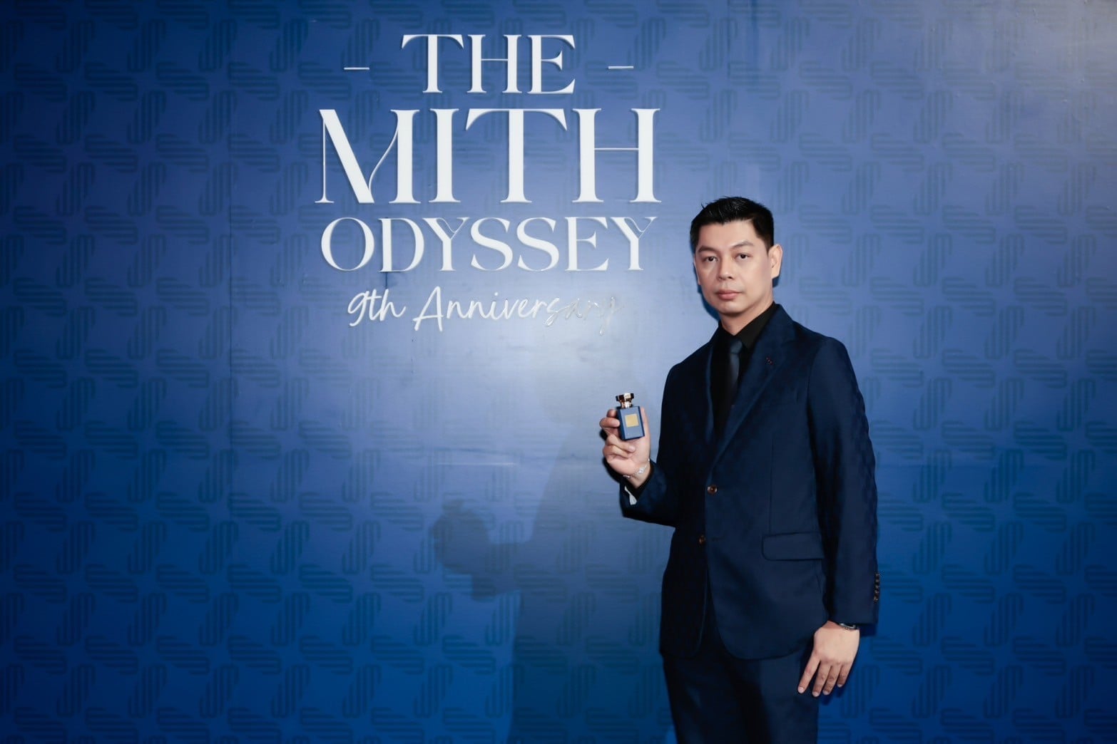 MITH (มิตท์) ฉลอง 9 ปีสุดยิ่งใหญ่ คว้า COCKTAIL เป็นพรีเซนเตอร์ครั้งแรก!