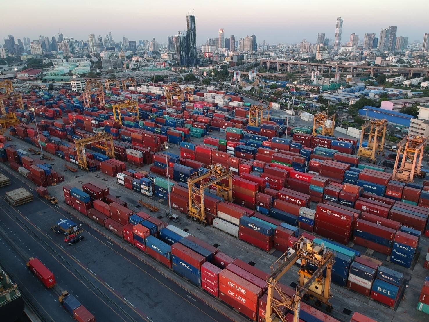 วิกฤตเศรษฐกิจรอบใหม่? กกร. ลดประมาณการ GDP ไทยเหลือ 1.5-2% เหตุภาษีทรัมป์ซ้ำเติม!