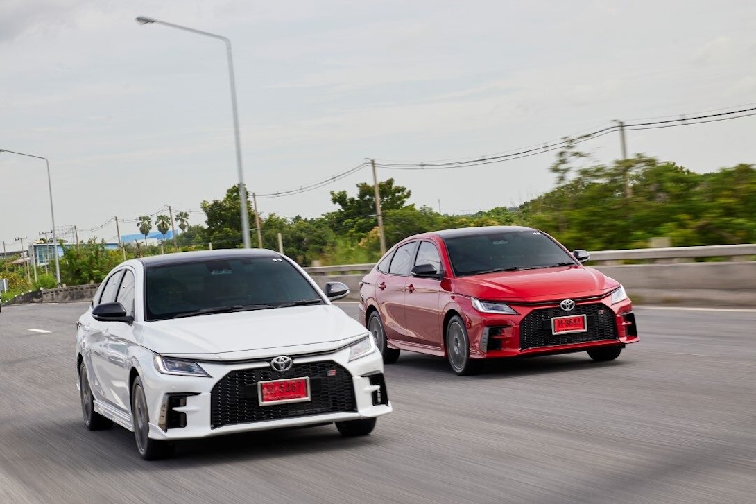 TOYOTA YARIS ATIV HEV