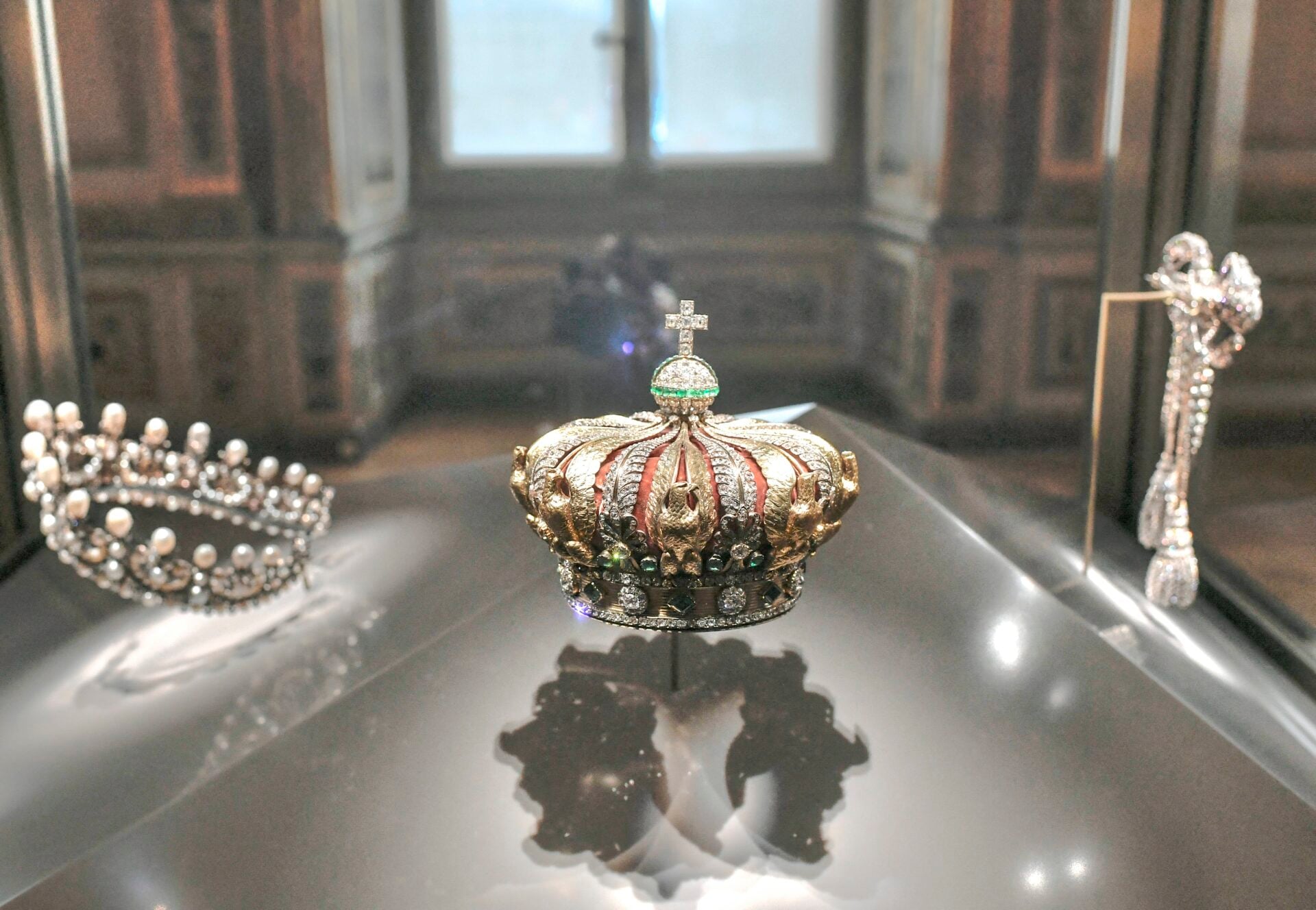 AFP__20251019__79B93G3__v1__HighRes__FilesFranceCultureMuseumLouvre