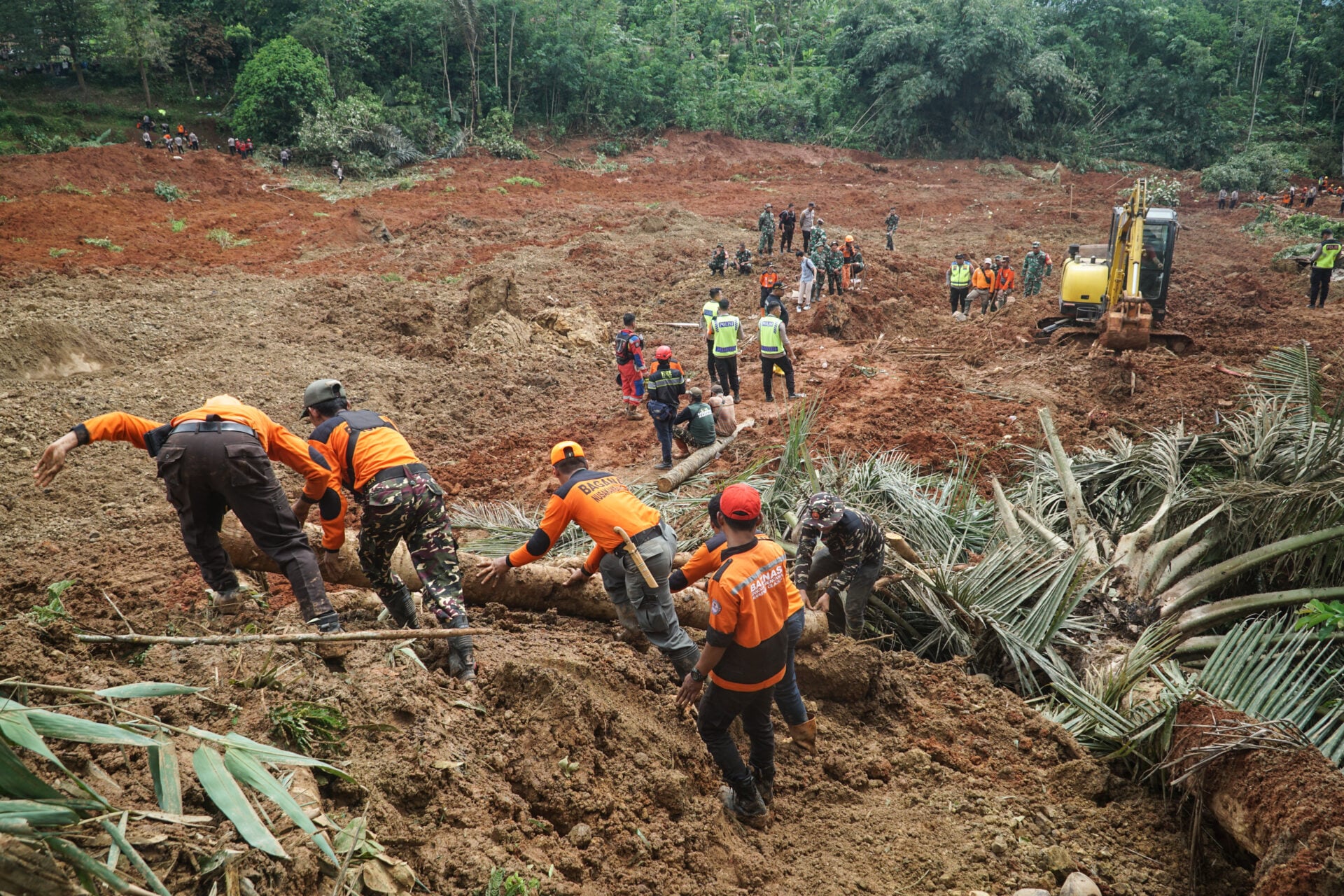 INDONESIA-WEATHER-LANDSLIDE