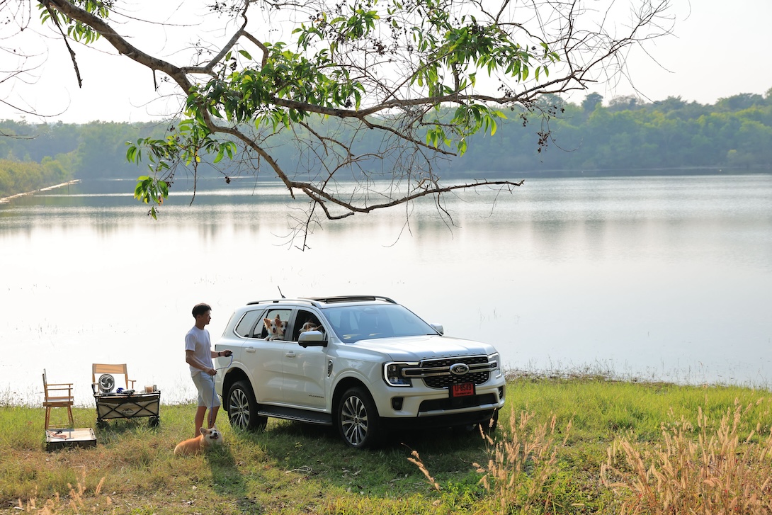 ฟอร์ด เอเวอเรสต์ แพลทินัม