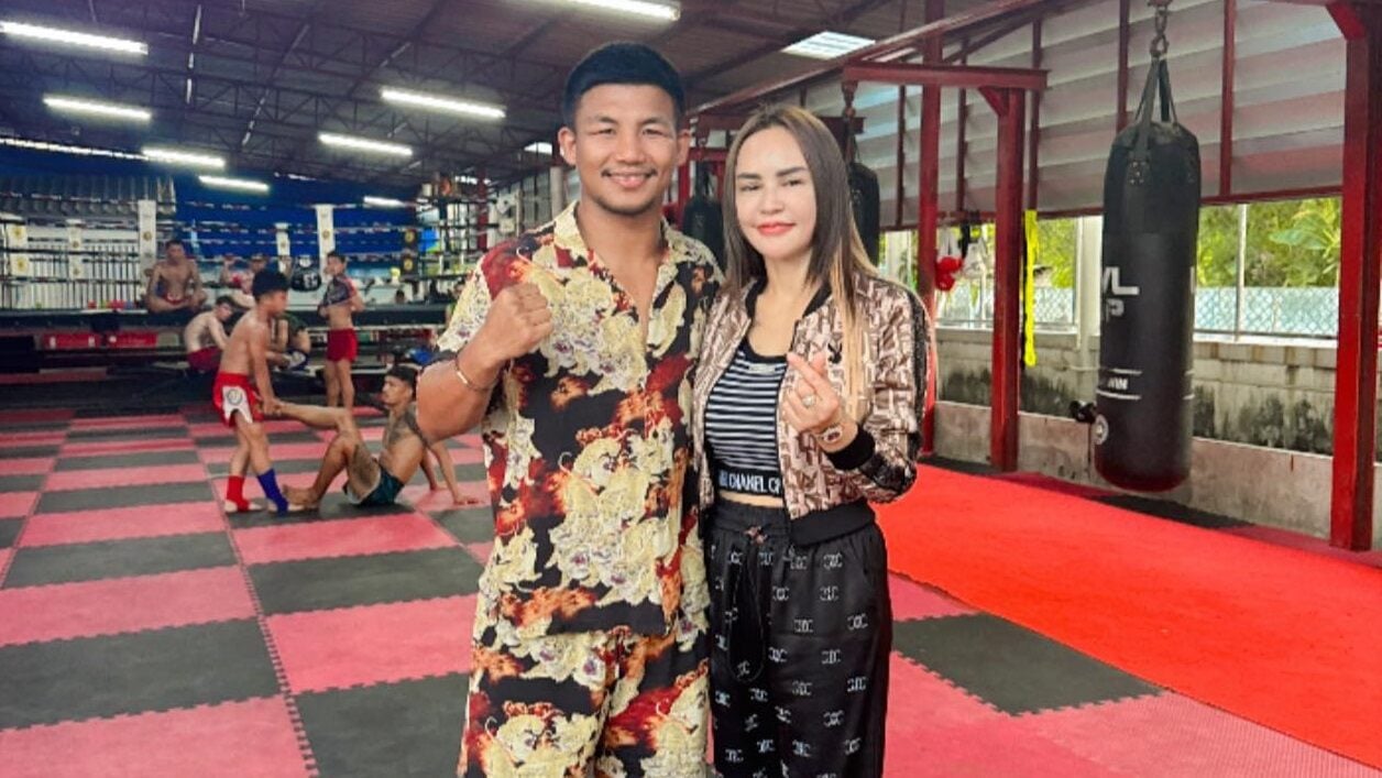 ‘ซ้อเอ๋’ เบรก ‘รถถัง-ชาตรี’ หยุดดราม่า ก่อนพังพาบทั้งคู่