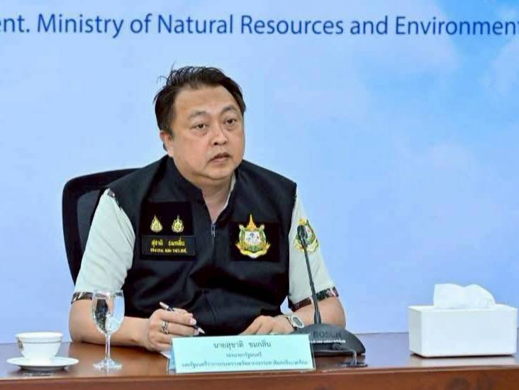 ‘สุชาติ สั่ง คพ.ลุยคุมสถานการณ์ไฟไหม้ BWG สระบุรี เฝ้าระวังสารพิษใกล้ค่าจำกัด-สั่งอพยพประชาชนท้ายลมด่วน’