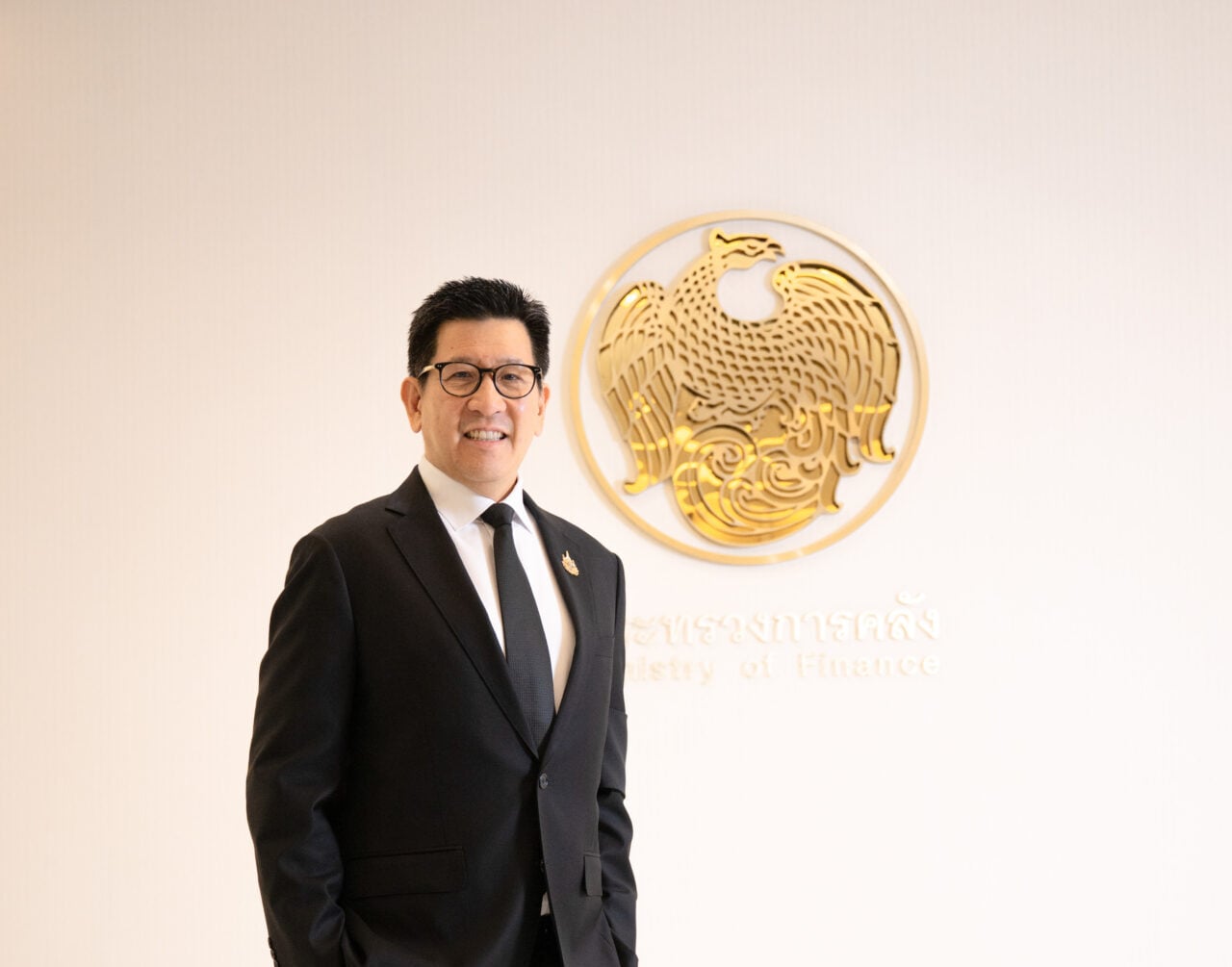 ‘เอกนิติ’ รุกหารือ3บริษัทจัดอันดับความน่าเชื่อถือ ฟุ้งศก.ไทยแกร่ง-มีเสถียรภาพ เงินสำรองเต็มปี๊บ