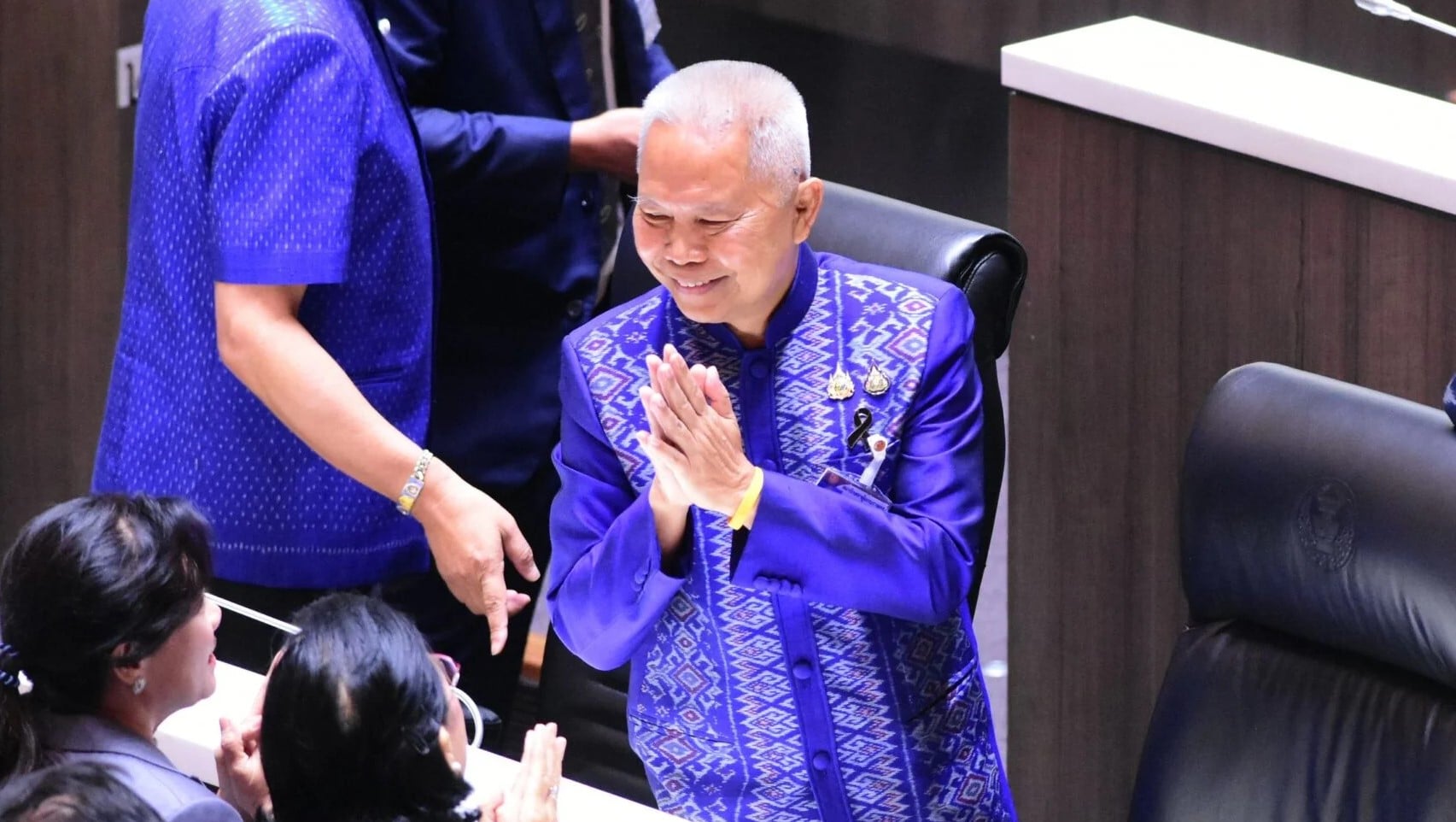 ‘โสภณ’ แบ่งงาน 2 รองประธานสภา ‘มัลลิกา’ ดู กระทู้-ญัตติ ‘เลิศศักดิ์’ กลั่นกรองพ.ร.บ.-พ.ร.ก.