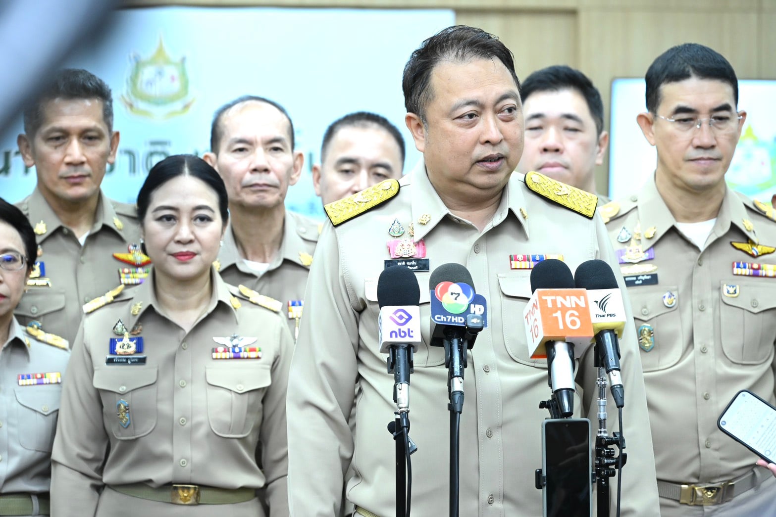 “รมว.ทส. สุชาติ” เริ่มงานวันแรก ลุยคุมไฟป่า–ปราบทรัพยากรผิดกฎหมาย ชูสื่อสารรัฐ–ประชาชน เดินหน้าฟื้นฟูสิ่งแวดล้อมยั่งยื