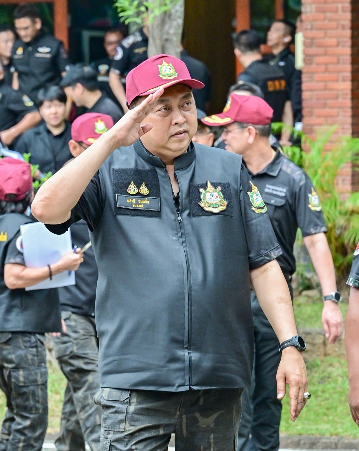 รมว.ทส. สั่งลุยดับไฟป่ารอบเขื่อนศรีนครินทร์ ระดม ฮ.ทิ้งน้ำ 41 เที่ยว คุมสถานการณ์ใกล้สงบ