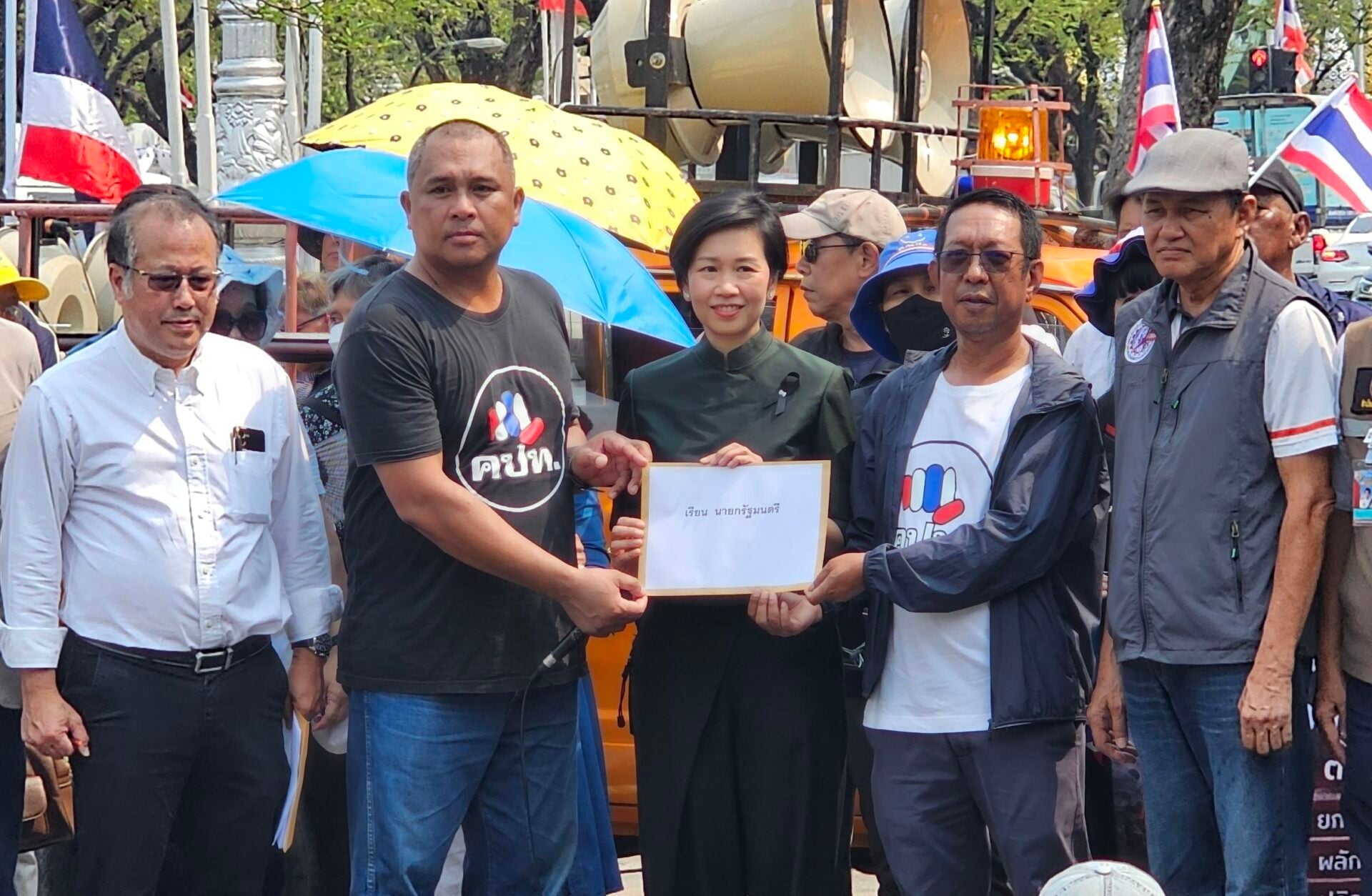 โฆษกรัฐบาล ขอบคุณ คปท. สะท้อนเสียงประชาชน ย้ำรับฟังทุกข้อคิดเห็น