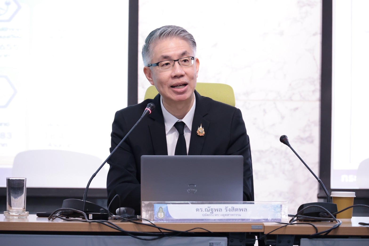อุตฯทุ่ม 1.5 พันล้าน เปิดวงเงินกู้หนุนธุรกิจ SME สู้ต้นทุนพลังงานแพง