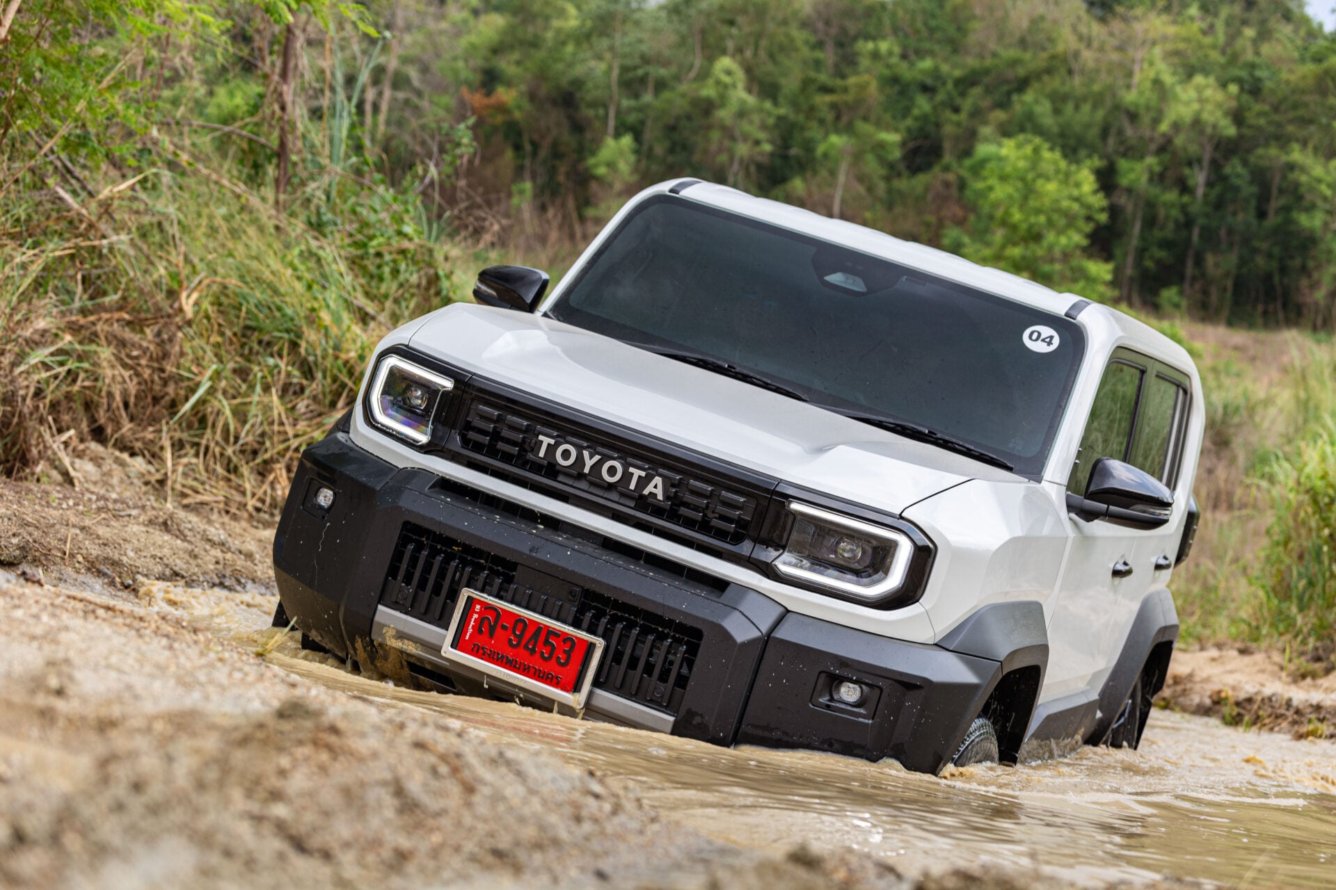 สัมผัส DNA สายลุยใน Toyota Land Cruiser FJ บนเส้นทางจริง