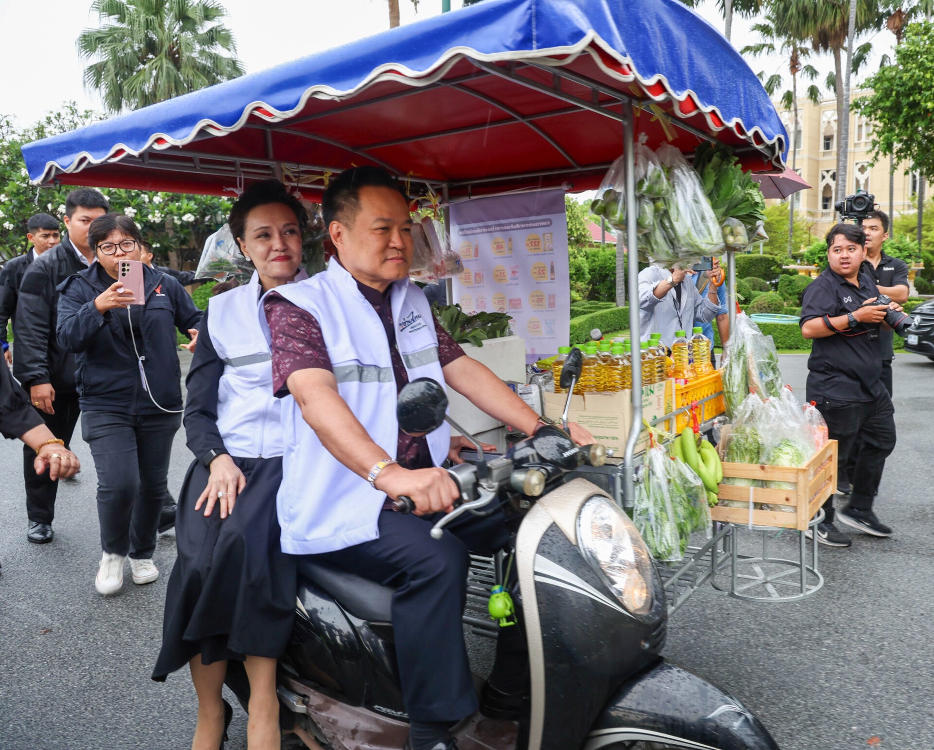 ‘ศุภจี’ ลุย ‘ไทยช่วยไทย Plus’ ส่งรถพุ่มพวงกว่าหมื่นคันกระจายสินค้าลดค่าครองชีพทั่วประเทศ