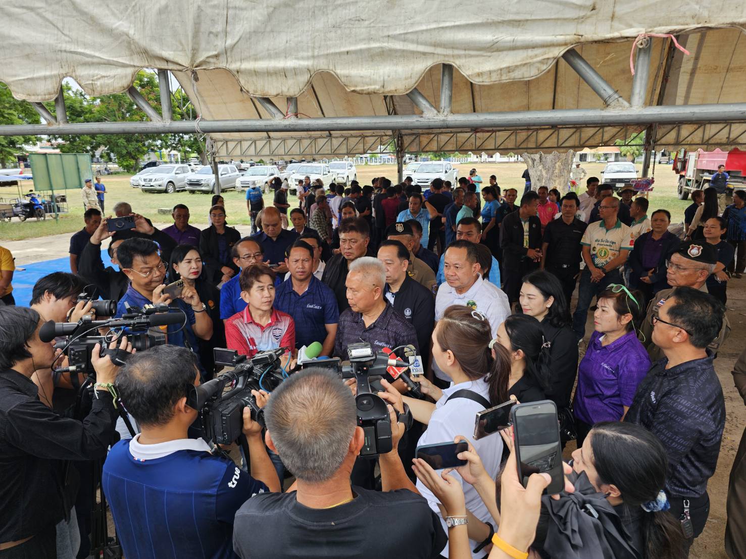 “ประธานโสภณ” แจงนโยบายเคารพธงชาติ ตำรวจรัฐสภา มุ่งสร้างวินัย