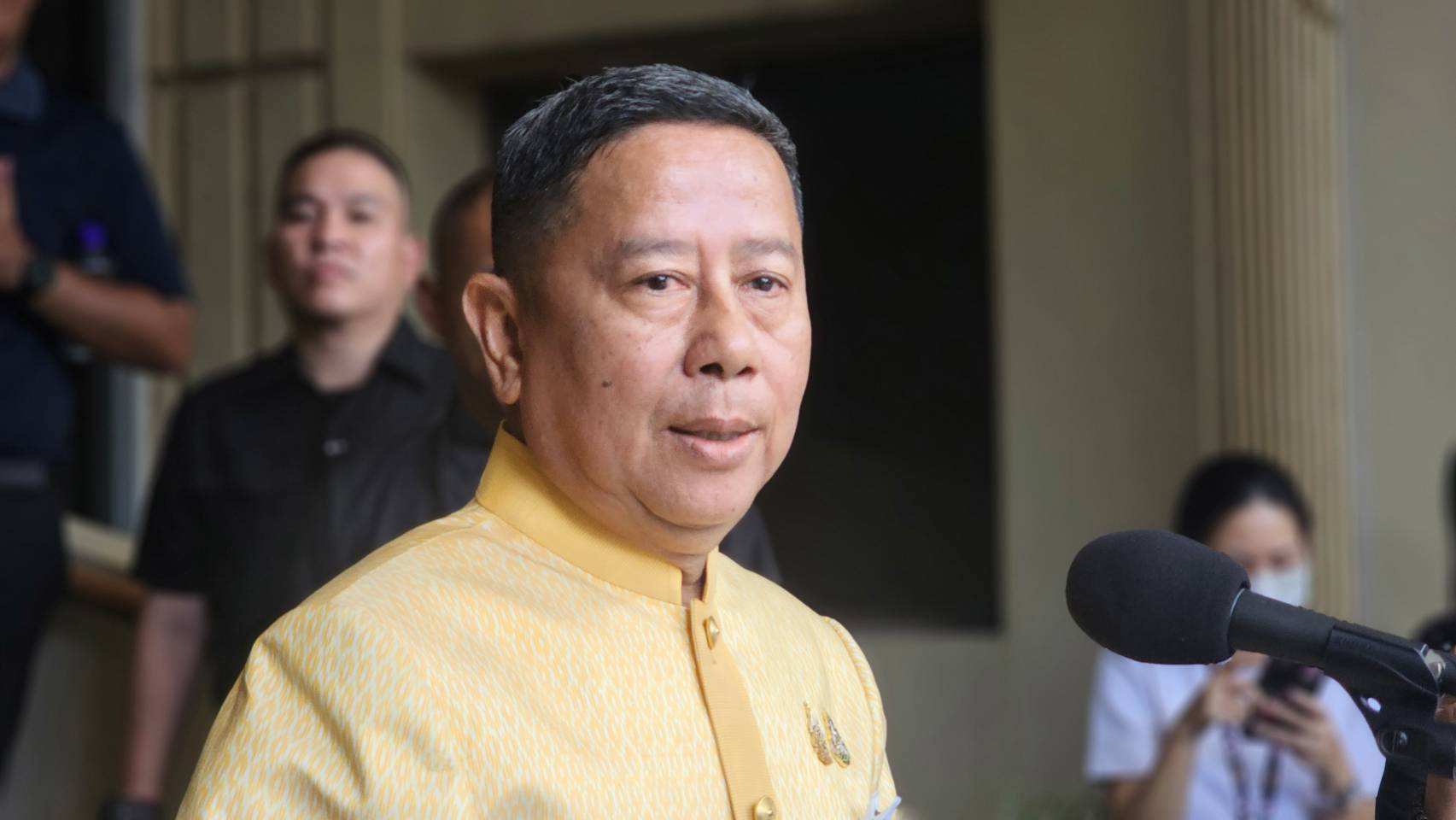ไม่ต้องตกใจ! บิ๊กดุลย์แจง ‘จีน’ ส่งรถถังให้เขมรเป็