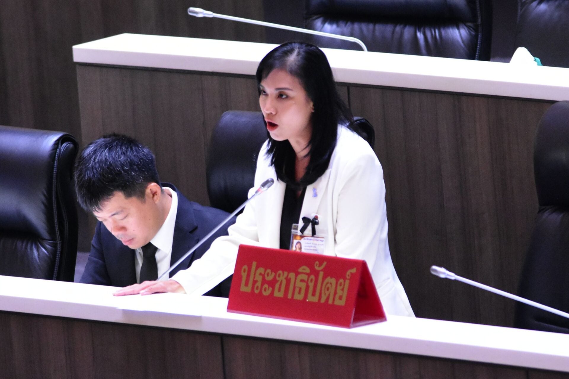 ‘รัดเกล้า’ โวยหลายหน่วยงานรัฐเมิน ‘สมรสเท่าเทียม’