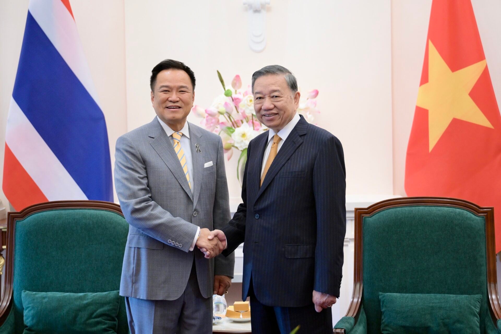 นายกฯ หารือประธานาธิบดีเวียดนาม ต่อยอดวิสัยทัศน์ ‘จับมือและเ