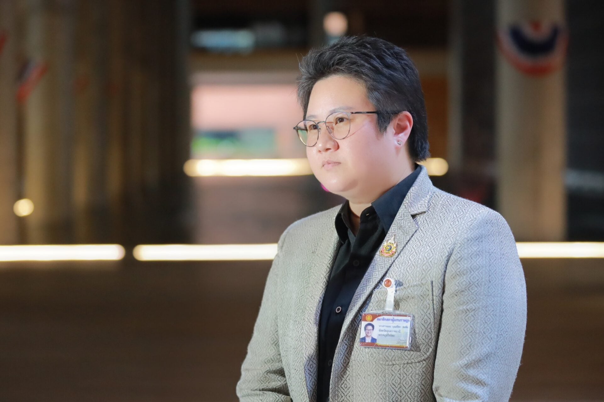 รมช.ดีอี แจงรุกปราบแอปเงินกู้เถื่อน-ดอกเบี้ยโหด ฟั