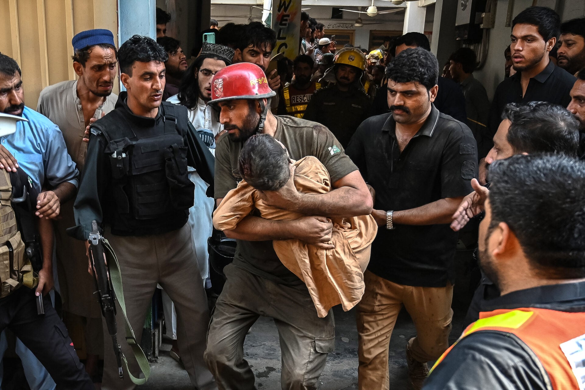 PAKISTAN-ACCIDENT-SCHOOL