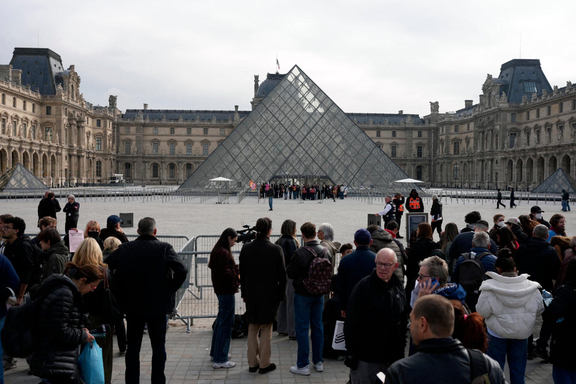 FRANCE-POLITICS-EDUCATION-SOCIAL-DEMO-MUSEUM